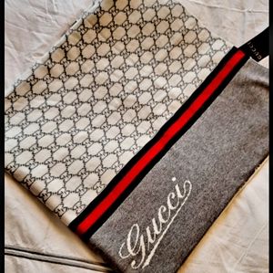 Gucci canvas baby blanket, NEW!